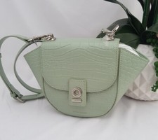 EACH OTHER Green Flap