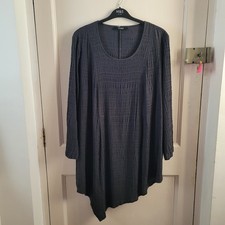 Q'neel Grey Crinkle Asymmetric
