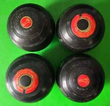 lawn bowls set of 4 SIZE 3 black