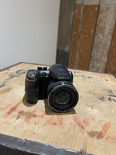 Fujifilm finepix s3400 0mp - finepix,