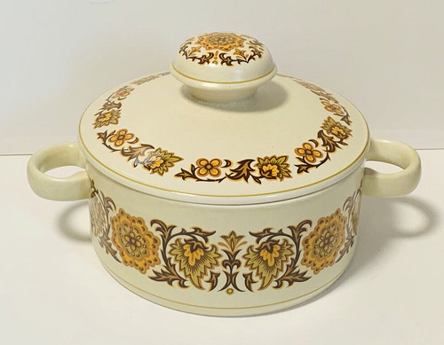 Vintage lidded casserole - casserole, pot