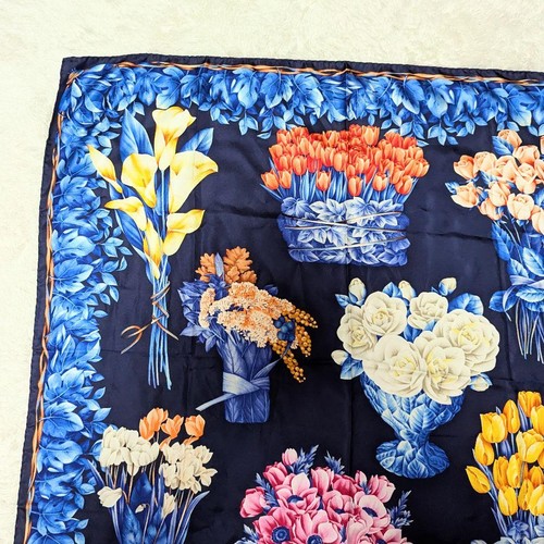 Gucci silk floral bouquet - gucci,