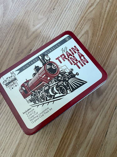 Curious cabin toy - curious, train