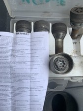 Renault megane Mk 2  1.5 dci Locking Wheel Nuts  