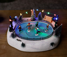 Christmas Village Scene Decoration Ice Skating Musical Moving Ornament Light Up