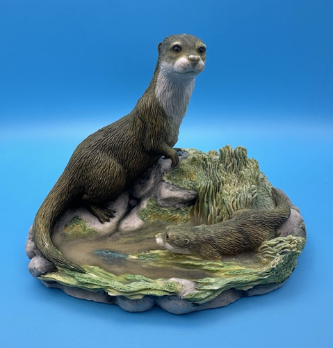 Otter ornament figurine - otter,