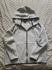 Grey Nike Tech Fleece Old