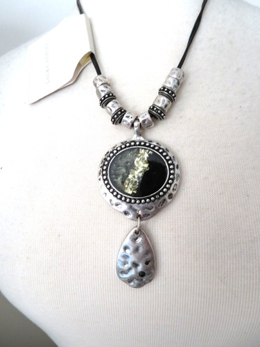 Laura ashley pendant necklace - laura,