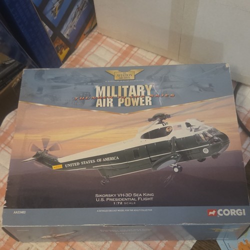 Corgi sikorsky 3d - corgi, vh-3d
