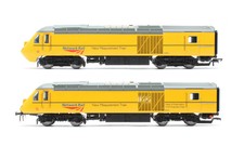 HORNBY 'OO' GAUGE 2-CAR