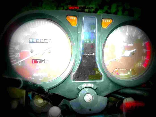 Suzuki 1000 1981 1 a4 - suzuki,