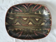 Large Winchcombe Ray Finch large studio pottery dish, circa 1960's