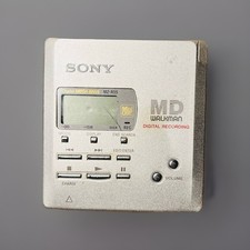 Rare 1990s Sony Silver-Toned Minidisc Walkman MD Player & Recorder MZ-R55 ?