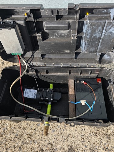 Portable 12v water - fed, pole