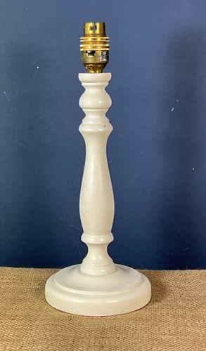 White soild wooden table - white,