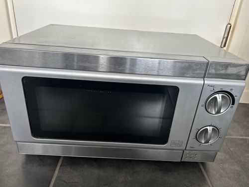 Tesco 700w microwave - 700w, stainless