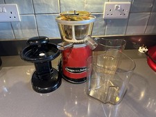 Omega Juicer