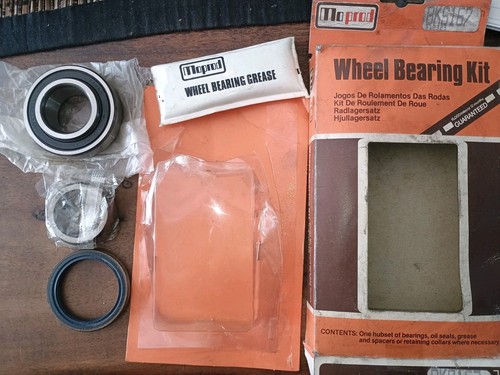Rear wheel bearing kit - wheel,