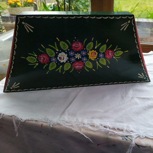 Traditional narrowboat cratch - traditional,