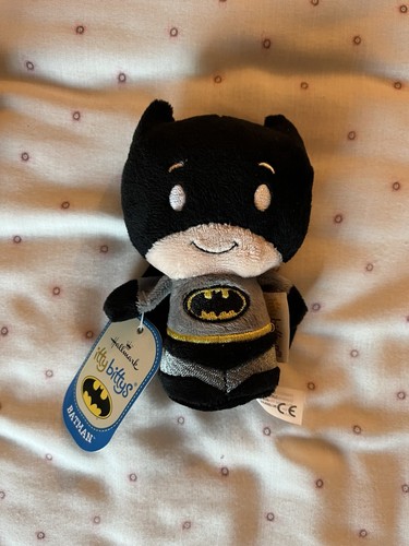 Hallmark itty bitty batman - bitty,