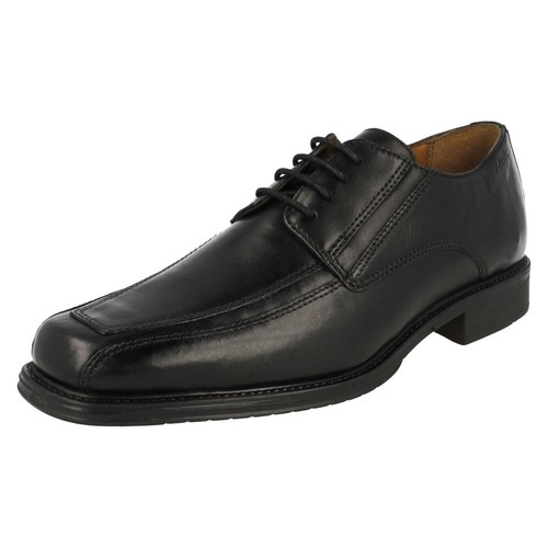 Mens clarks lace shoes - up,