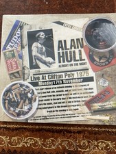 ALAN HULL.       LIVE AT