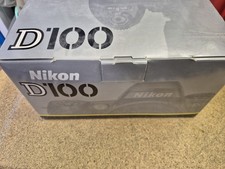 Nikon D D100 6.1MP Digital SLR
