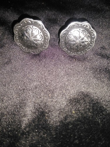 Saddle screw conchos 1 - in,