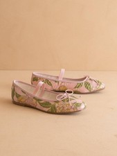 Rose Garden Floral Jacquard