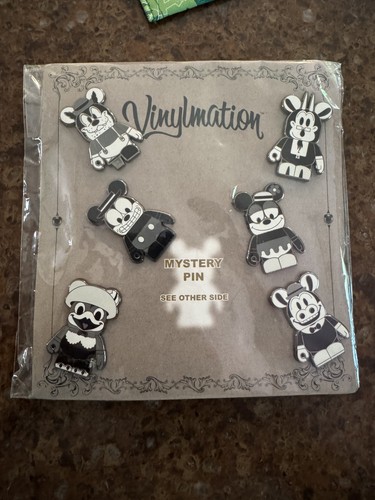 Disney vinylmation mystery - disney, pin