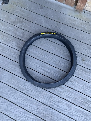 Pair maxxis tyres 27 - , 27.5
