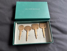 OLIVER BONAS THICK METAL CHEESE MARKER TAGS IN BOX SET OF 4 DINNER PARTY NEW