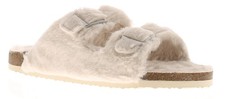 Kisses Girls Fluffy Slippers
