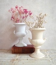 Vintage White / Cream Pedestal