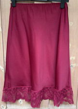 St Michael 10-12 Long Red Under-slip/petticoat (30/05)