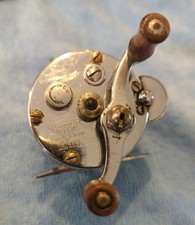 Vintage Pflueger Akron 1893L
