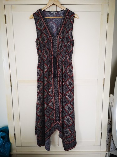 Grecian style hankerchief hem - grecian,