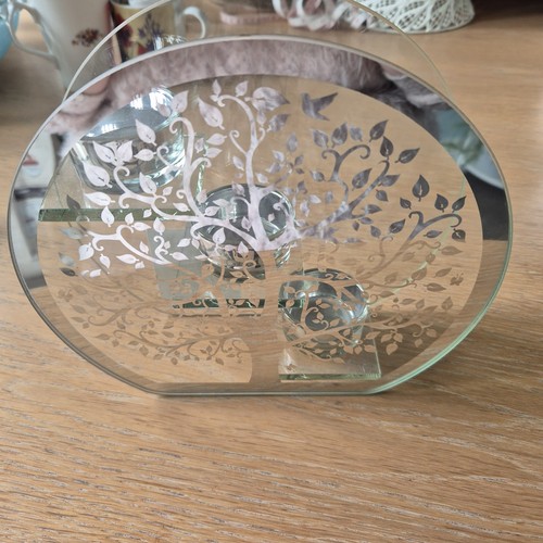 The range mirrored tree - mirrored, of