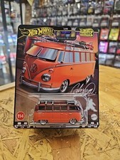 Hot Wheels Boulevard Premium VW Volkswagen Samba Bus 