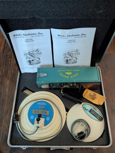 Vintage white electronics - vintage, white's