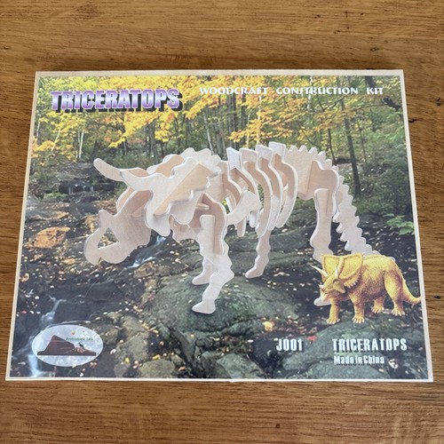 Triceratops woodcraft - triceratops,