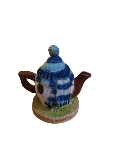 Tetley tea folk teapot - tetley,