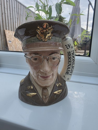 Royal doulton character jug - royal,