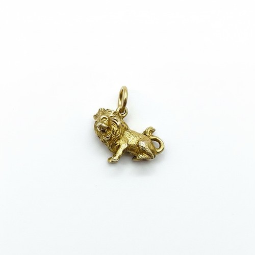 9ct yellow gold solid lion - gold,