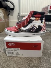 UK 8 Supreme x Vans x Comme