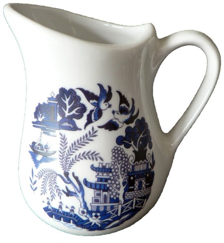 Blue willow pattern - , porcelain