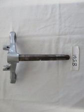 8561 - TOP YOKE NORTON COMMANDO 850CC - VERY GOOD CONDITION - WILL ONLY FIT 850