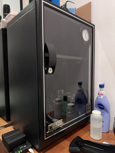 Eureka dry cabinet box