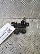 VW GOLF BOOT LOCK MECHANISM