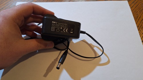 Power supply switching - supply, adapter